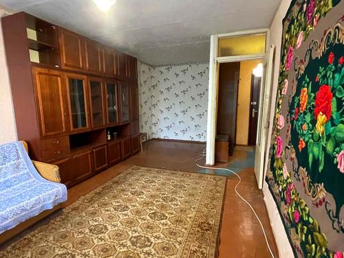 квартира за адресою Тополина вул., 14