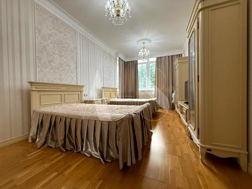 квартира за адресою Таджицька вул., 1