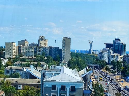 квартира за адресою Миколи Міхновського бульв. (Дружби Народів), 13а