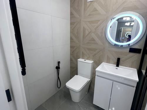квартира за адресою Залізнична вул., 7
