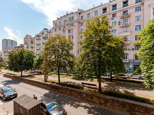 квартира за адресою Антоновича вул. (Горького), 3
