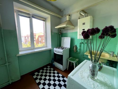 квартира за адресою Кам'янецька вул., 75