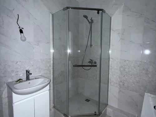 квартира за адресою Київ, Столичне шосе, 1