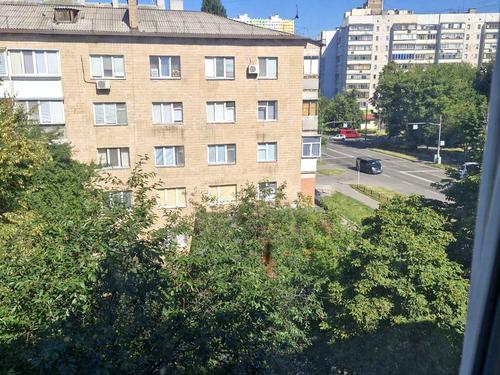 квартира за адресою Бровари, Чорних Запорожців вул. (Короленка), 53