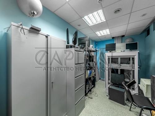 коммерческая по адресу Болсуновская ул. (Сергея Струтинского), 8