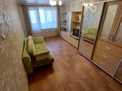 квартира по адресу Космонавтов ул., 146б