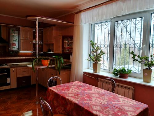 дом по адресу Киевская ул., 142