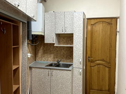 комерційна за адресою Івана Франка вул., 59
