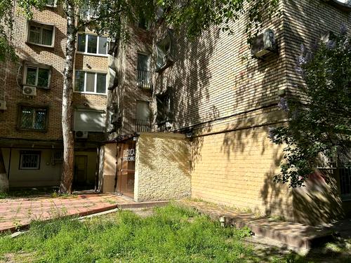 комерційна за адресою Саксаганського, 45
