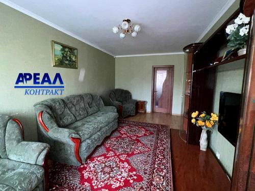 квартира по адресу Комарова ул., 27