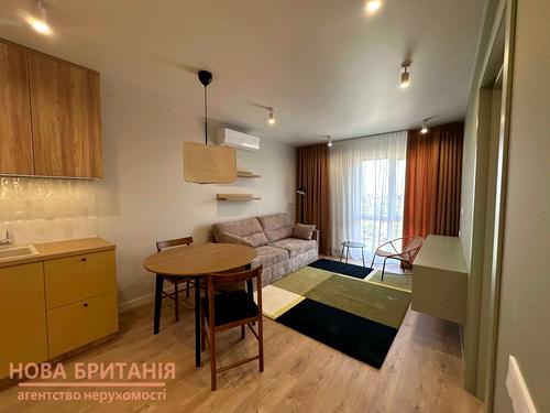 квартира за адресою Михайла Максимовича вул. (Онуфрія Трутенка), 24-В