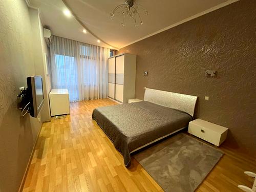 квартира за адресою Дмитрівська вул., 82