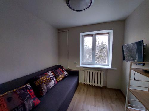 квартира за адресою Петра Григоренка просп. (Маршала Жукова), 51