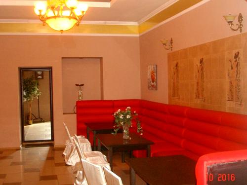комерційна за адресою Дружбы, 80