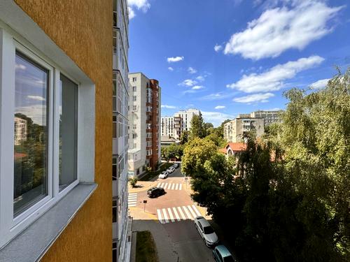 квартира за адресою Жасминова вул., 11