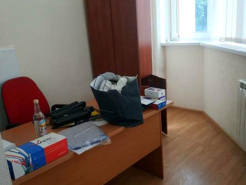 комерційна за адресою Раїси Окіпної вул., 4-А