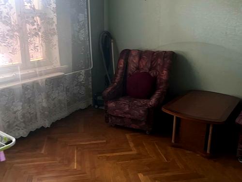 квартира за адресою Квітневий пров., 7
