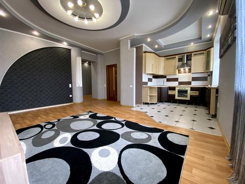 квартира за адресою Сергія Колачевського, 30