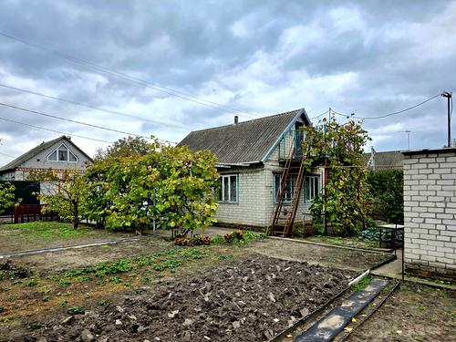 будинок за адресою с. Самусіївка, вул. Виноградна