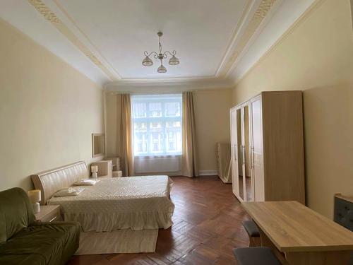 квартира за адресою Адама Міцкевича пл., 6/7