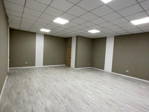 комерційна за адресою Миколи Руденка вул. (Руденка), 15д