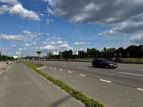 коммерческая по адресу Миколы Бажана просп., 17-А