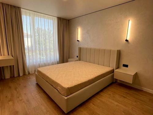 квартира за адресою Флотська вул., 10Б