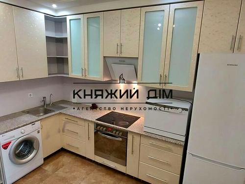 квартира за адресою Регенераторна вул., 4