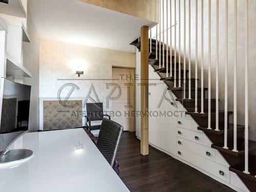 квартира за адресою Регенераторна вул., 4