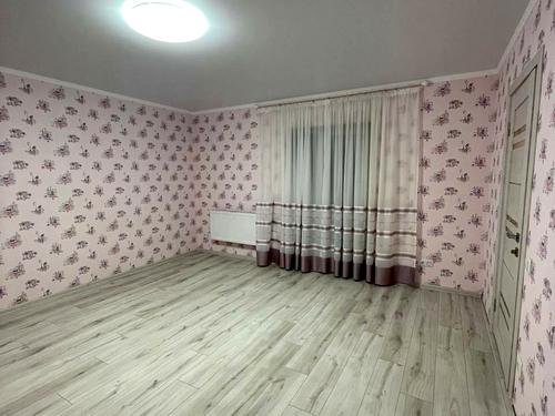 дом по адресу с. Агрономичное, провулок Срібний, 4