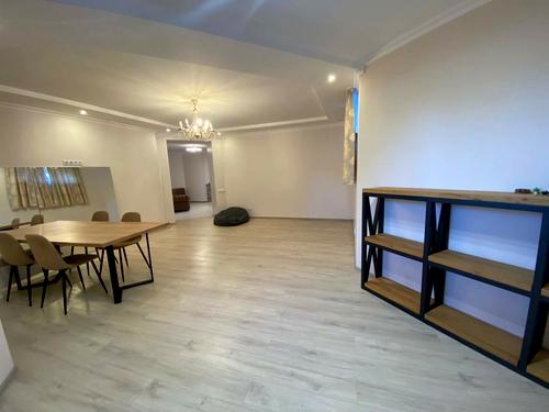 квартира за адресою Винна Гора вул., 18