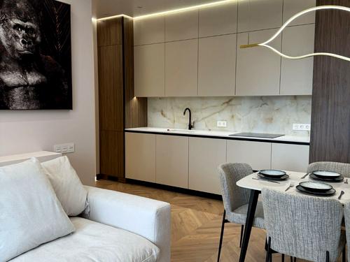 квартира за адресою Курортний пров., 1-Б
