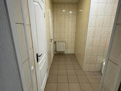 комерційна за адресою Дніпровське Шосе, 34