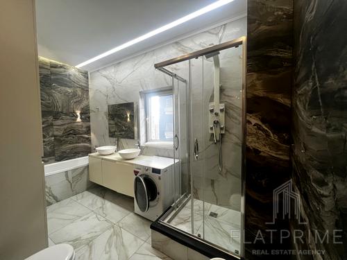 квартира за адресою Джона Маккейна вул. (Івана Кудрі), 7