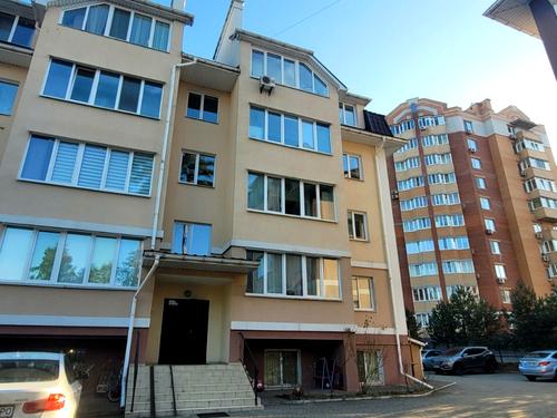 квартира за адресою Літературна вул. (Чехова), 7-Д