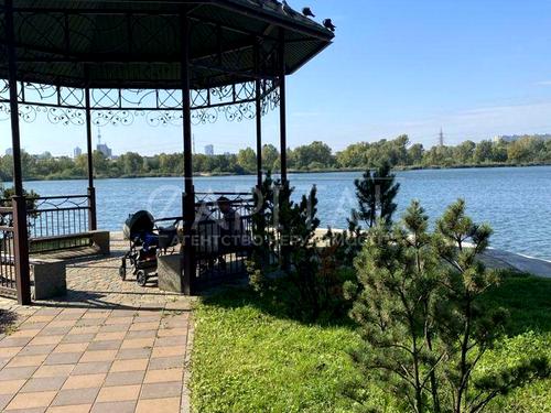 квартира по адресу Оболонский просп., 1