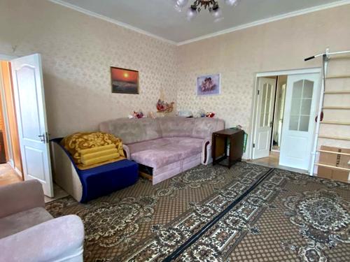 квартира за адресою Левка Лук'яненка вул. (Василя Жуковського), 7