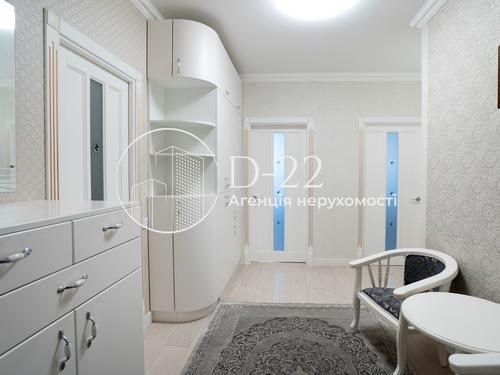 квартира по адресу Ревуцкого ул., 40-Г