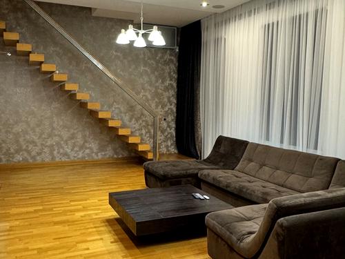 квартира по адресу Панаса Мирного ул., 4