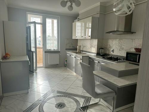 квартира по адресу Червоной Калины просп., 72