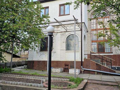 будинок за адресою Закарпатська вул., 12