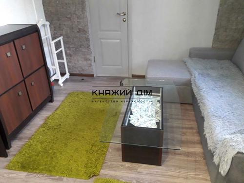 квартира за адресою Любомира Гузара просп. (Космонавта Комарова), 11