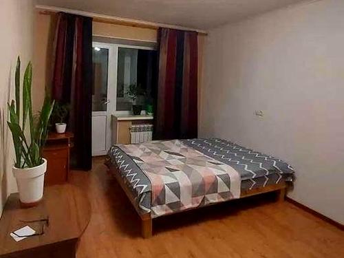 квартира за адресою Олени Теліги вул., 37-Б