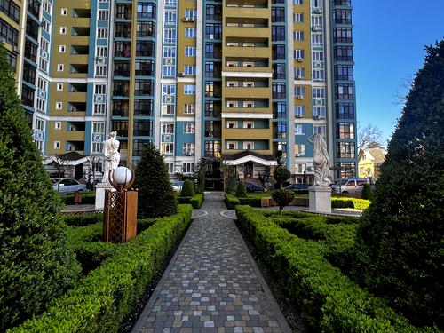 квартира по адресу Українська, 83 б