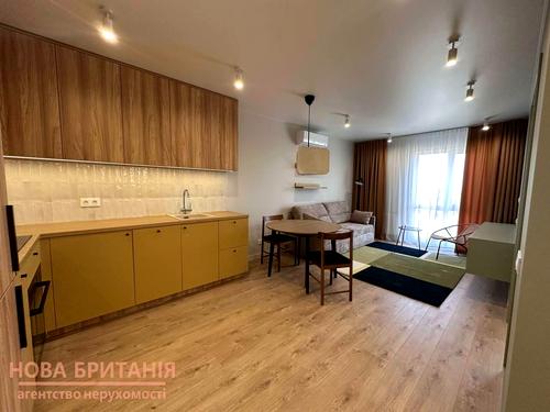 квартира за адресою Михайла Максимовича вул. (Онуфрія Трутенка), 24-В
