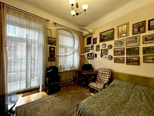 квартира за адресою Михайлівська вул., 22-Б