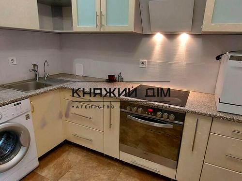 квартира за адресою Регенераторна вул., 4