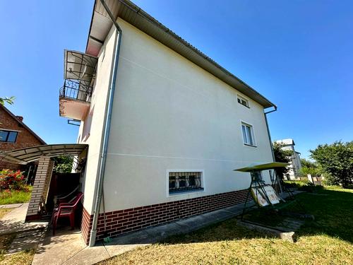 будинок за адресою Вільна