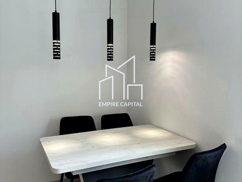 квартира за адресою Макаренка, 10 