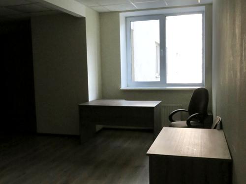 комерційна за адресою майдан Незалежності пл., 2